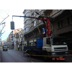 Retirada de cajas fuertes en pisos, sótanos, por la ventana mediante camino o sin maquinaria