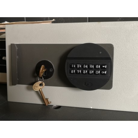Instalacion cerradura electronica pulse, en cajas fuertes Keyloc 