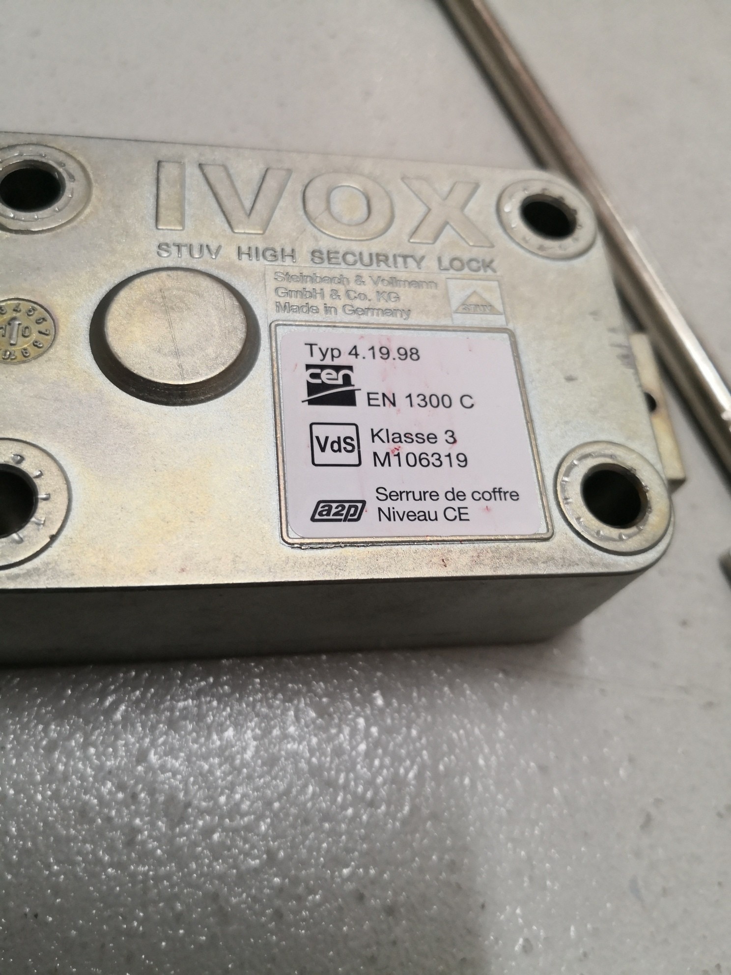 CERRADURA DE OCASION STUV IVOX 180mm