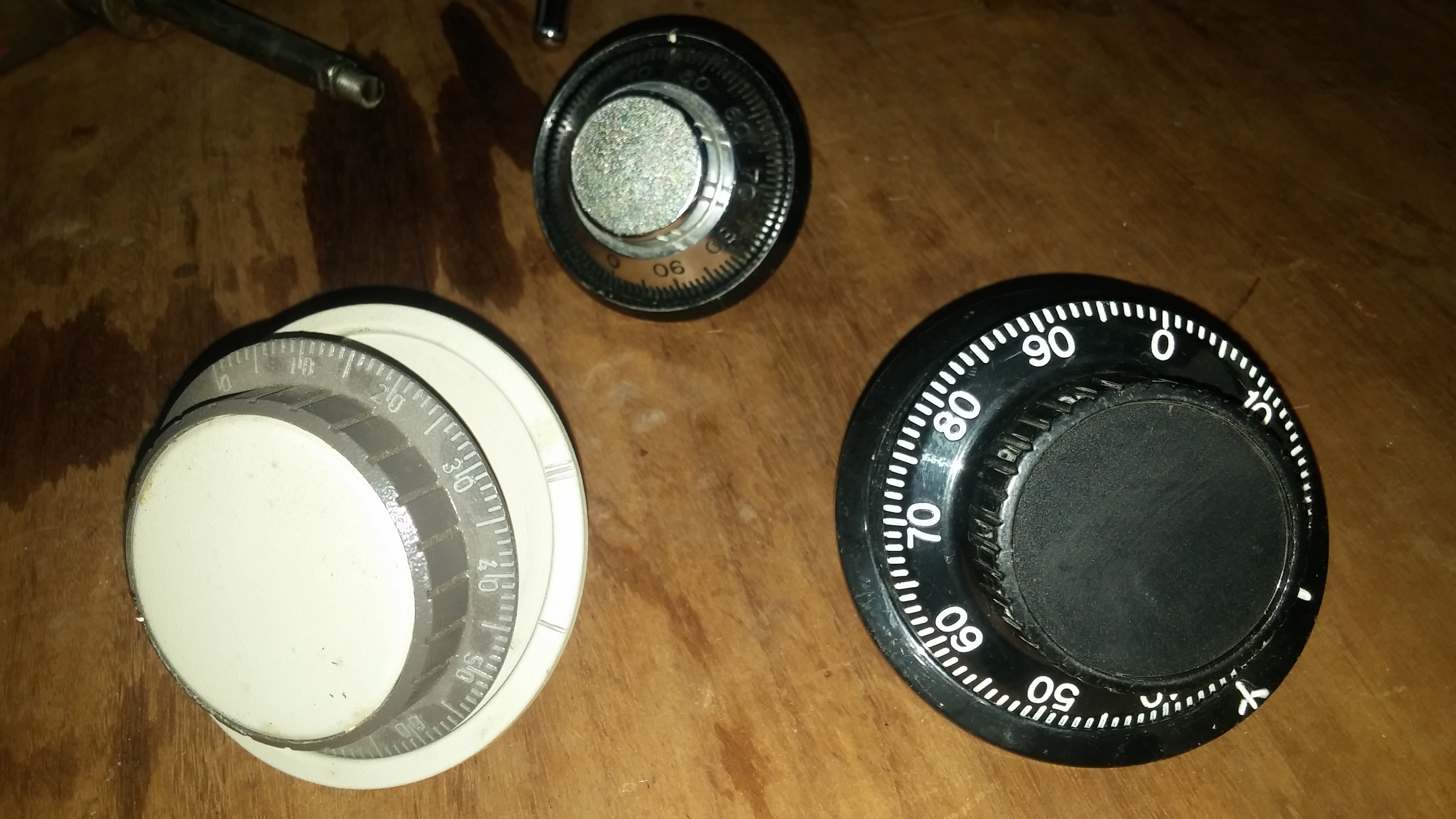 COMBINACIONES Y DIALES USADOS DE ALQUILER