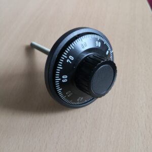 DIAL PEQUEÑO CON EJE DE 89MM TODO NEGRO