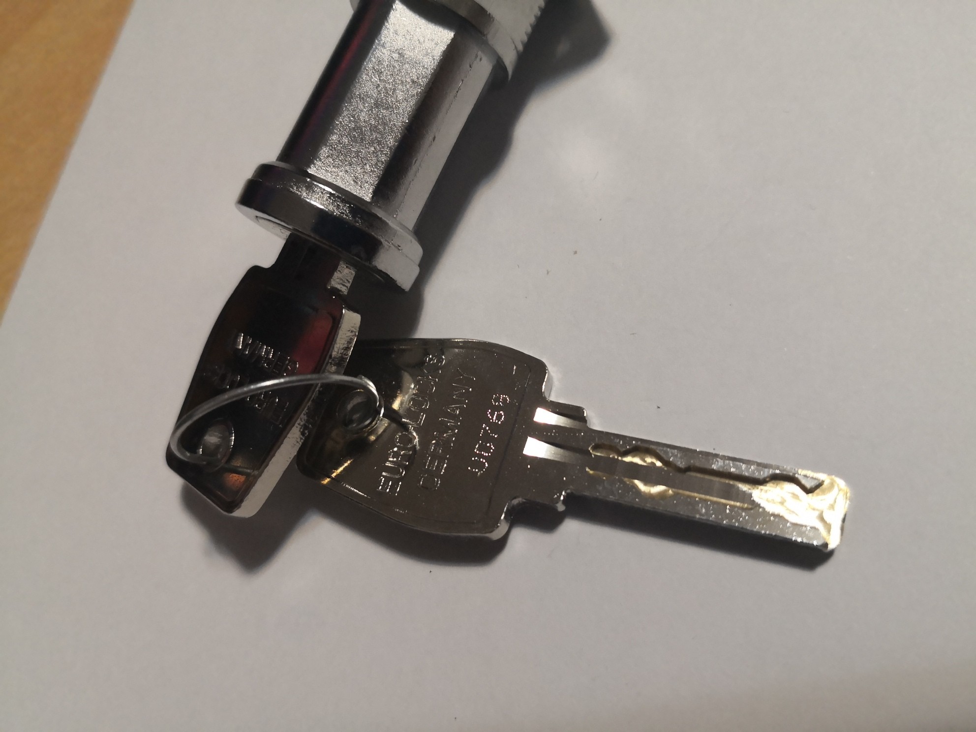 BOMBIN CAJA FUERTE ARREGUI RESIST