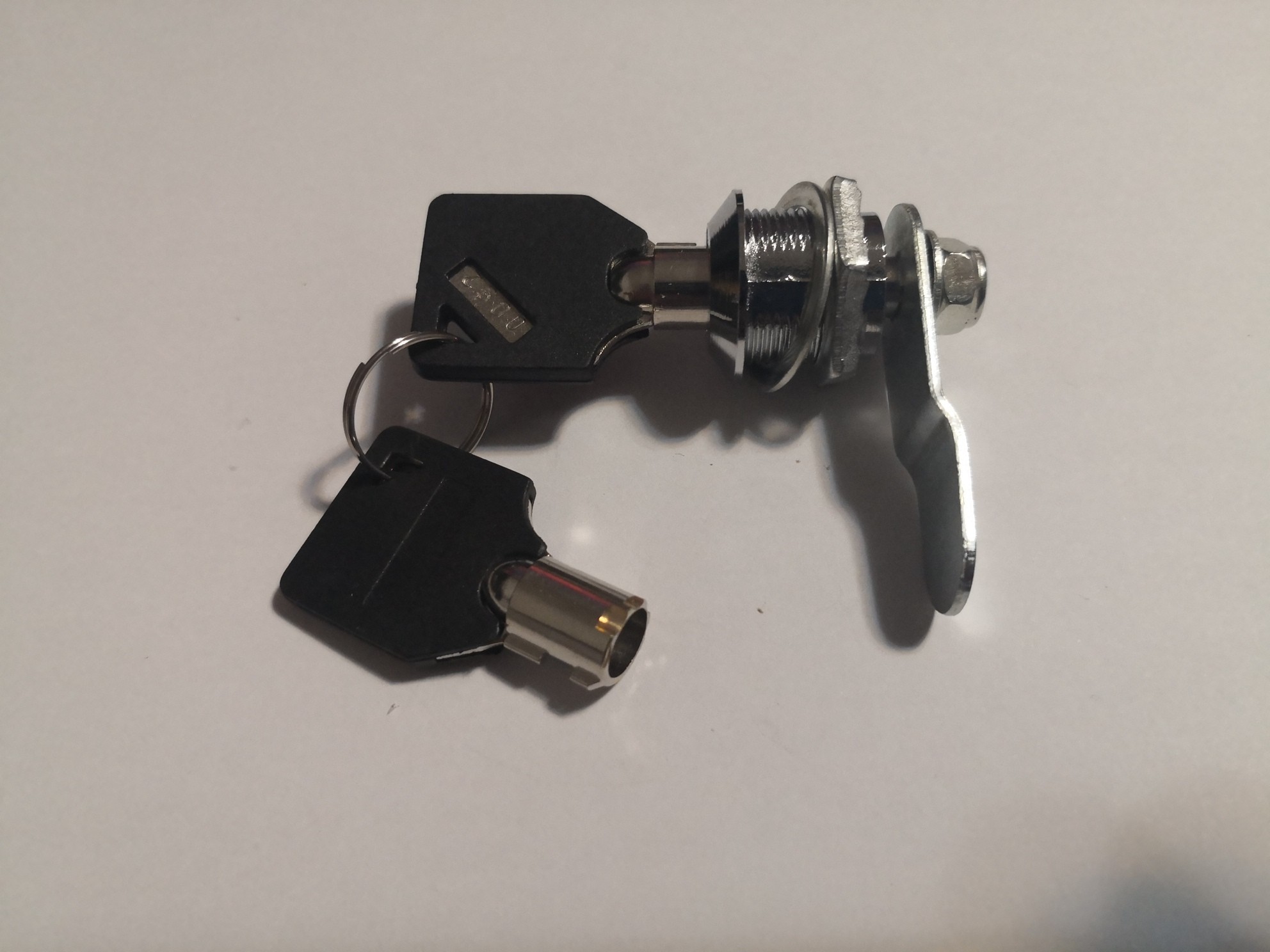 CERRADURA DE EMERGENCIA LLAVE TUBULAR