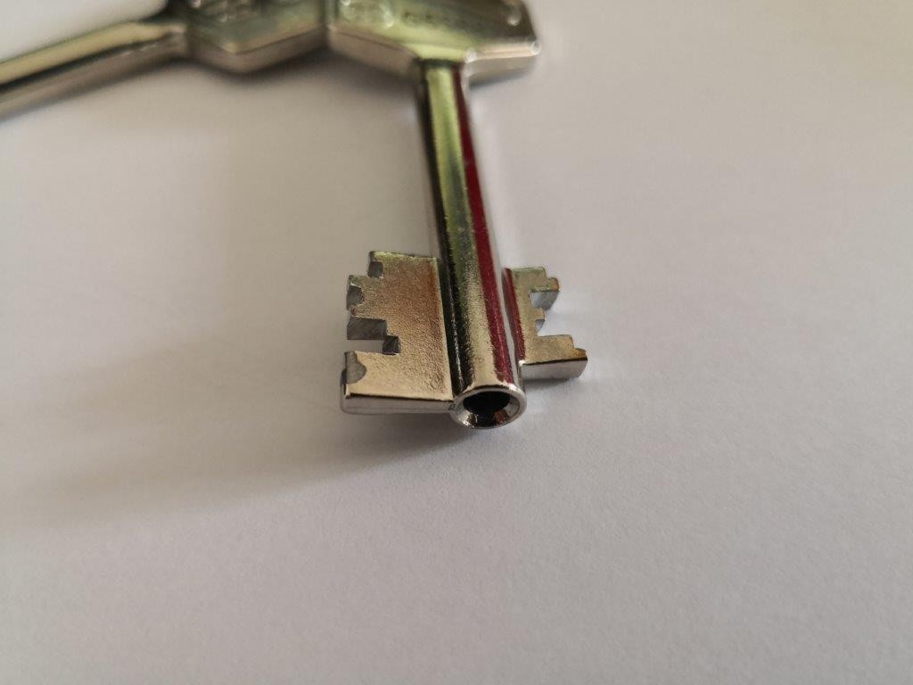 COPIA LLAVE ARMERO INFAC AGA-12G