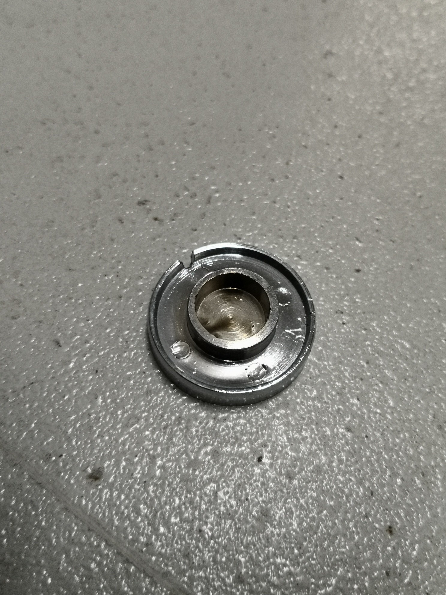 TAPA CERRADURA DE EMERGENCIA 1