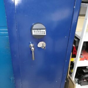 INSTALACION CERRADURAS ELECTRONICAS EN CAJAS FUERTES