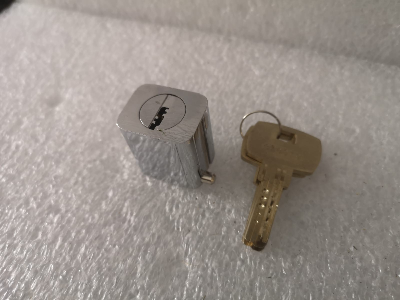 BOMBIN ARFE EXTRAIBLE PARA HOTEL TRANKA