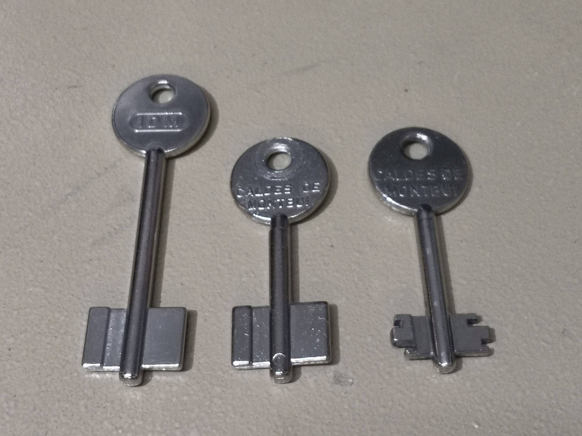 LLAVES EN BRUTO CERRADURAS HEYACSA CORTA