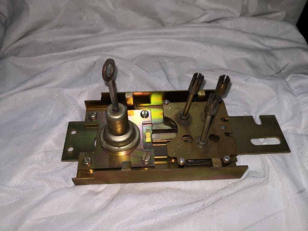 COMBINACION FICHET CON CERRADURA FR 3 TUBOS