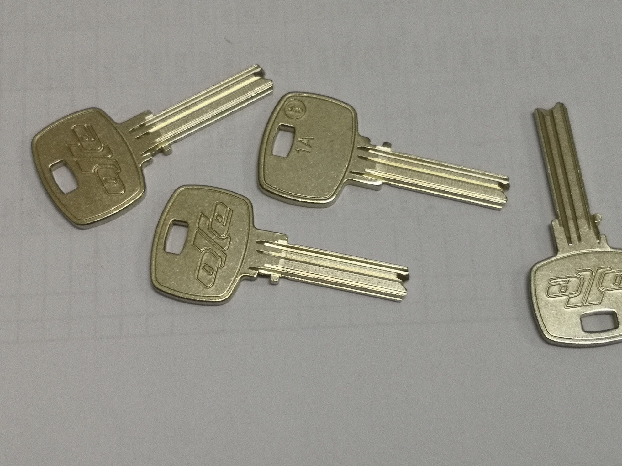 LLAVE EN BRUTO PUNTOS CAJAS OLLE