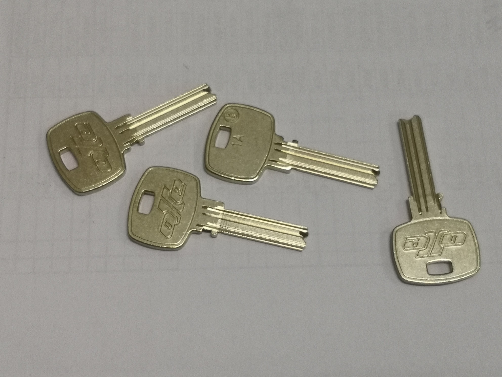 LLAVE EN BRUTO PUNTOS CAJAS OLLE