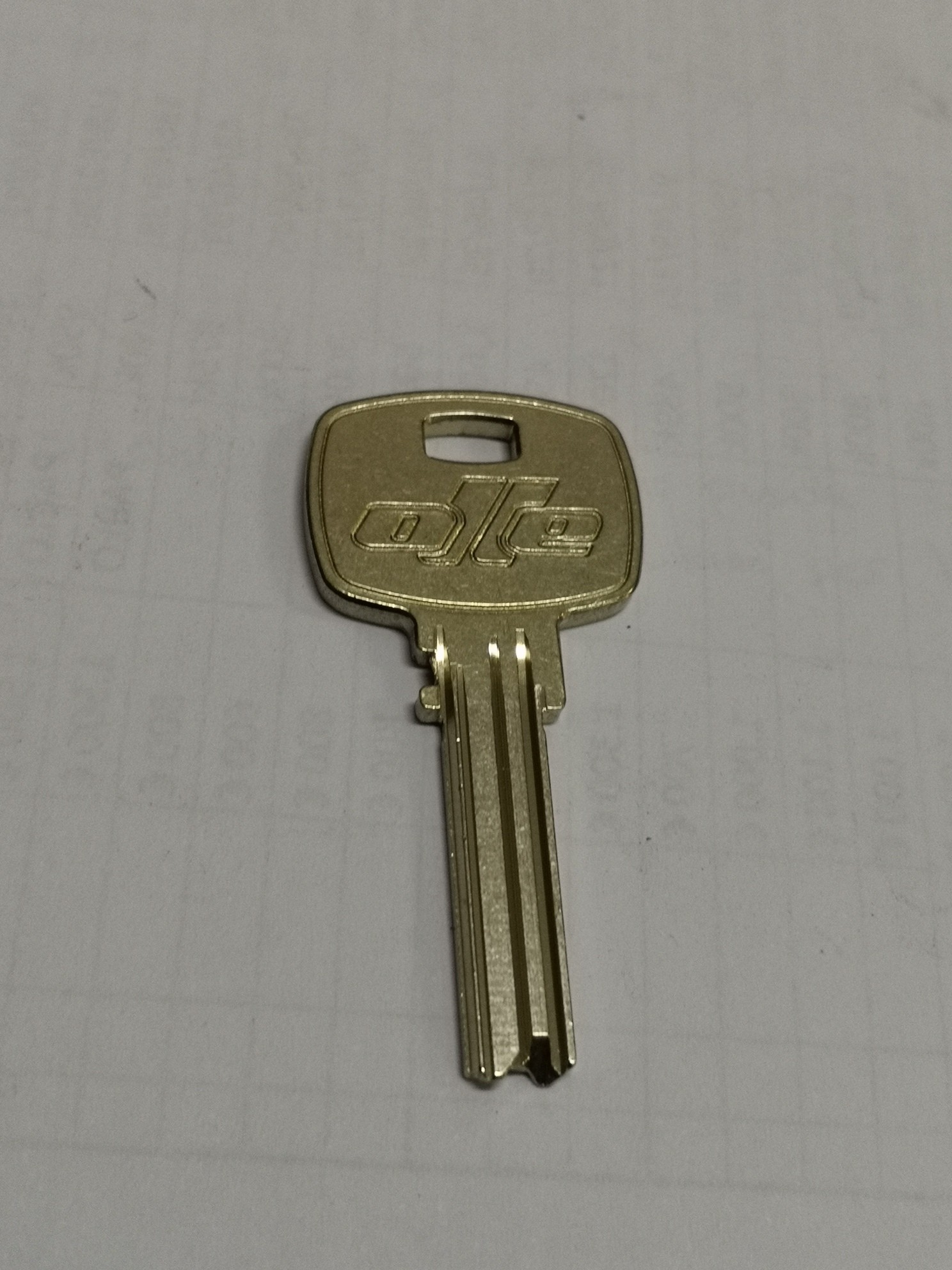 LLAVE EN BRUTO PUNTOS CAJAS OLLE