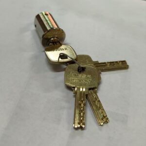 BOMBIN CAJA FUERTE  BTV 4 LLAVES