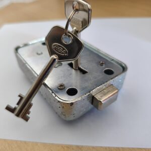 CERRADURA ARFE DE GORJAS AGA 1002 DOBLE PALA