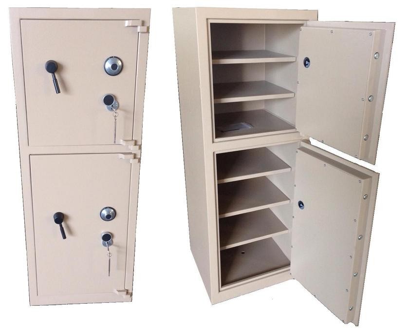 CAJA FUERTE CON DOS PUERTAS FABRICACION ESPECIAL