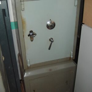 CAJA FUERTE INVULNERABLE 145 CLASICA DE SEGUNDA MANO