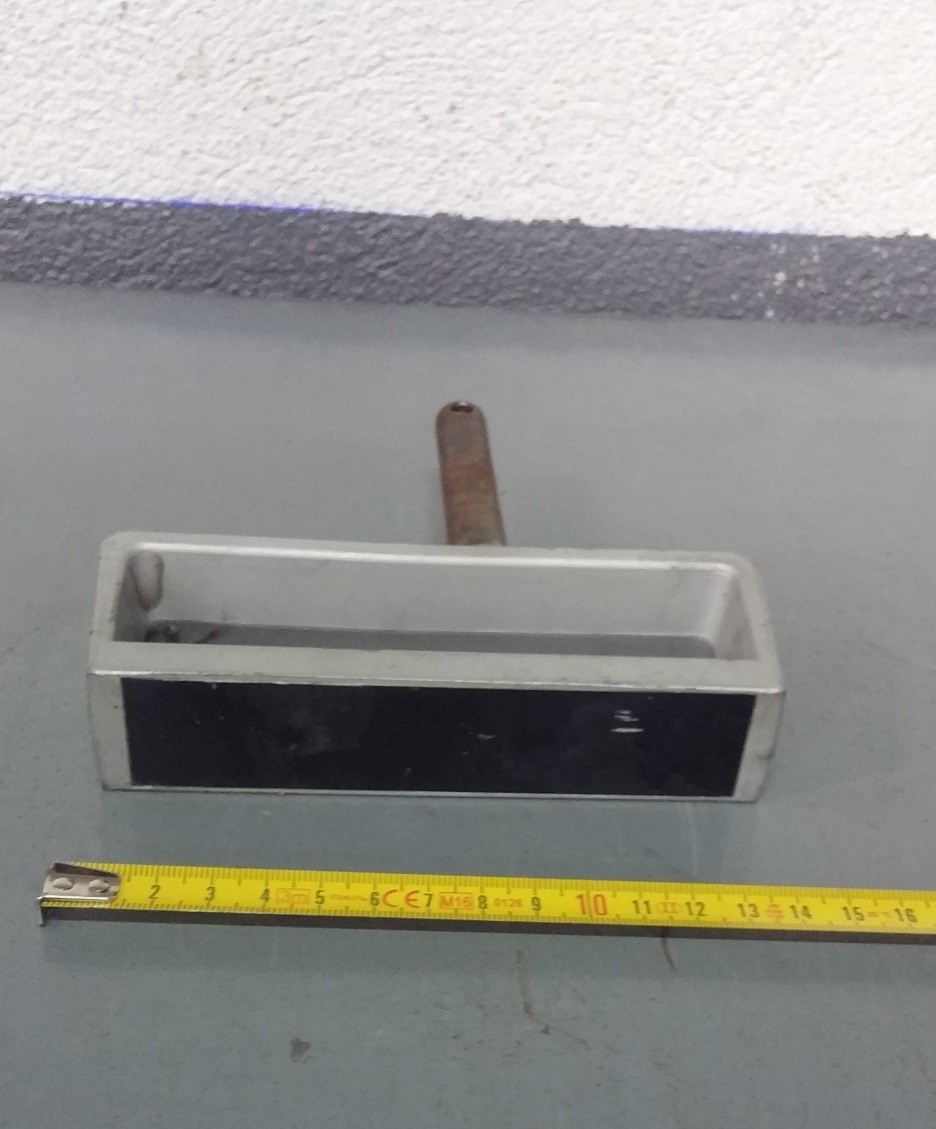 Maneta armario fichet