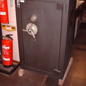 CAJA FUERTE FICHET DS-150 CON TOLVA DE INGRESO OCASION