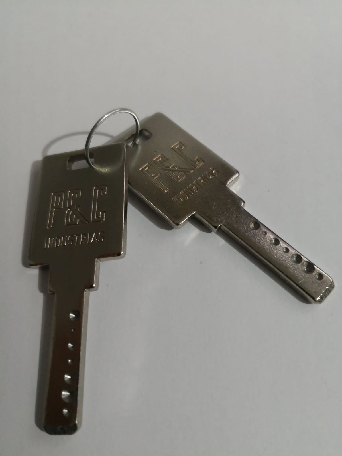 BOMBIN EXTRAIBLE CAJA FUERTE FEDIEL DE HOTEL