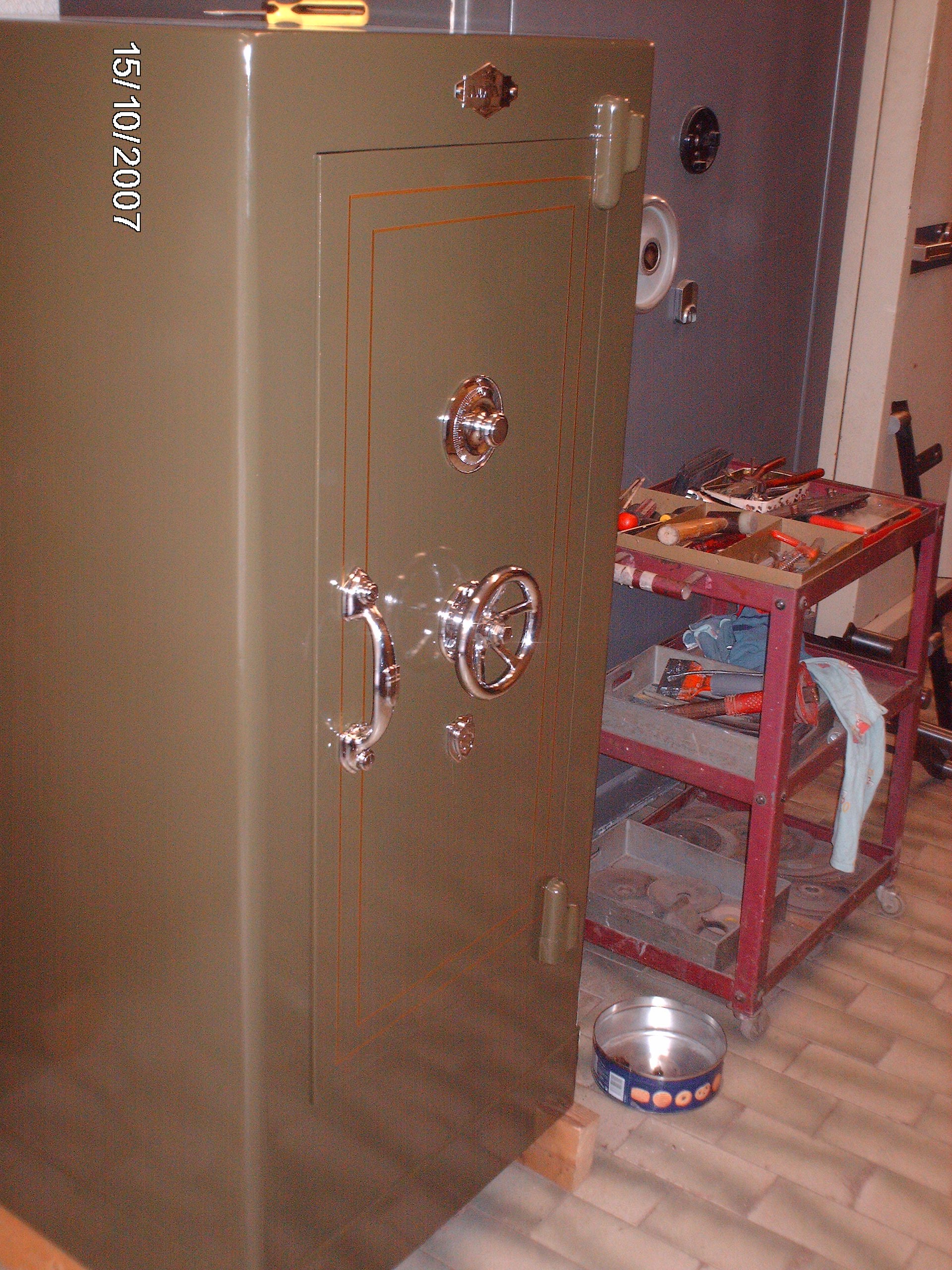 RESTAURACIÓN DE CAJAS FUERTES