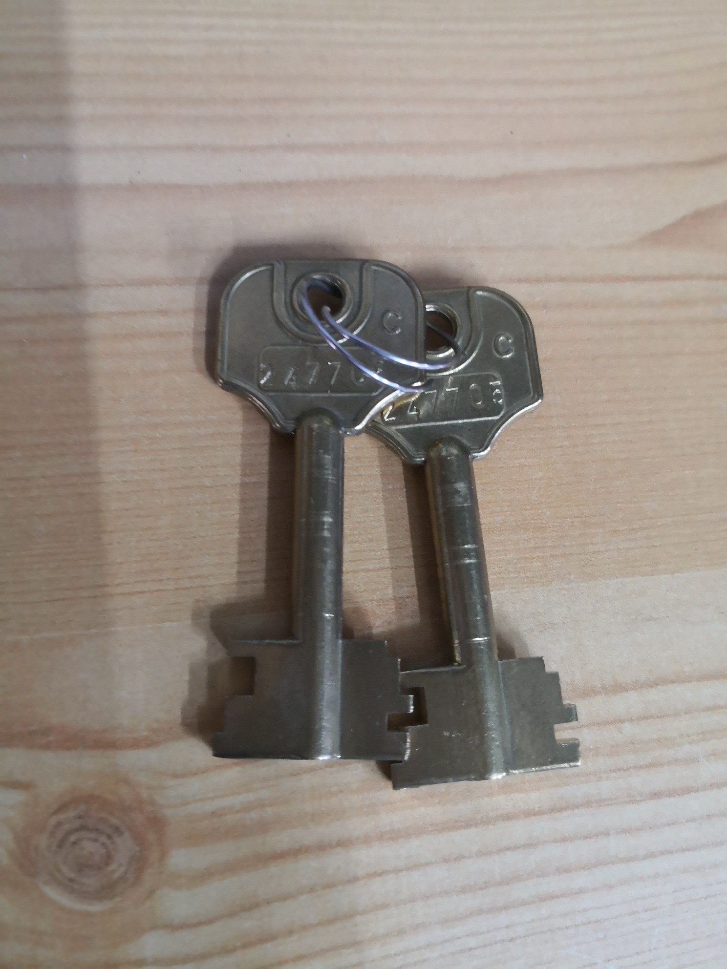 COPIA LLAVE DE GORJAS PARA CAJA FUERTE ARFE, FECOR Y COFAC