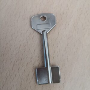 LLAVE AGA PARA CERRADURA DE CAJA FUERTE