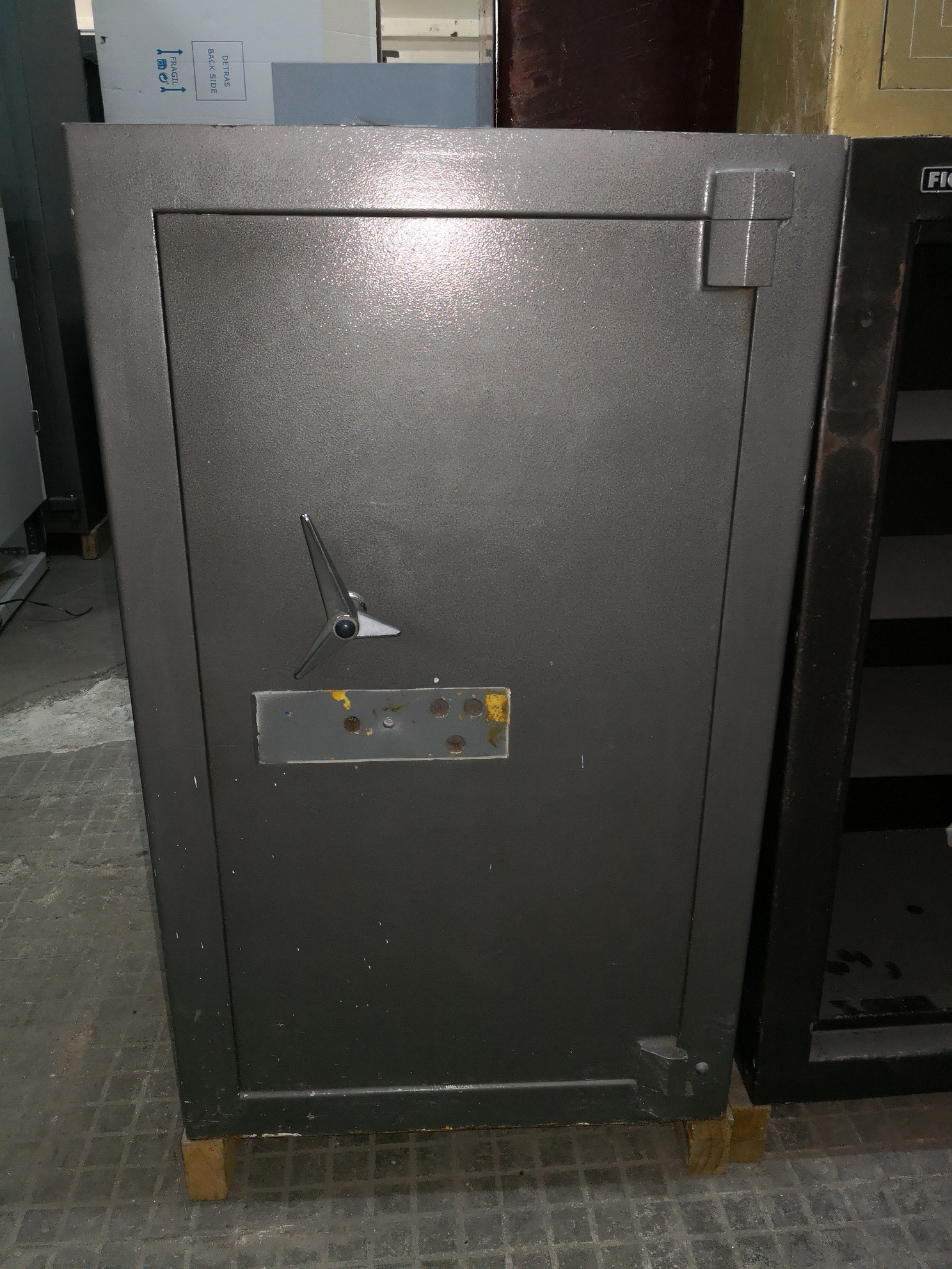 CAJA FUERTE FICHET FR 150 2 CAJA FUERTE SEGUNDA MANO FICHET FR150