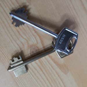 COPIA 1 LLAVE USO + 1 EMERGENCIA CAJAS ARFE NUEVAS