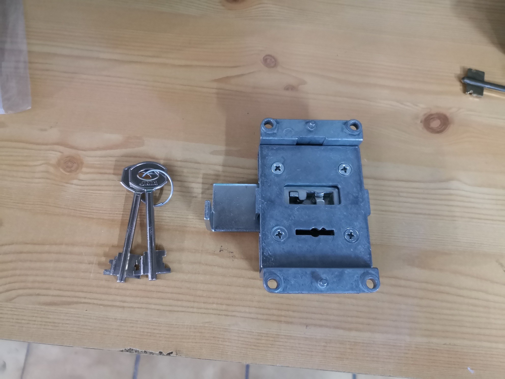 CERRADURA DE GORJAS GTR/GTV