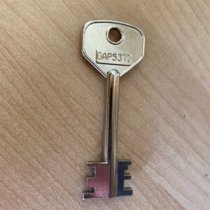 COPIA LLAVE EMERGENCIA ARMERO INFAC SAFE ELECTRONICO PARA ABRIR TU CAJA FUERTE PARA ARMAS CERRADO