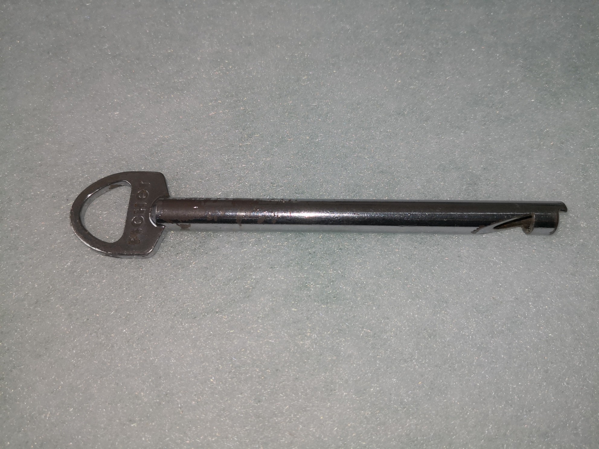 ALARGADOR LLAVE DESMONTABLE PUNTA 140/220