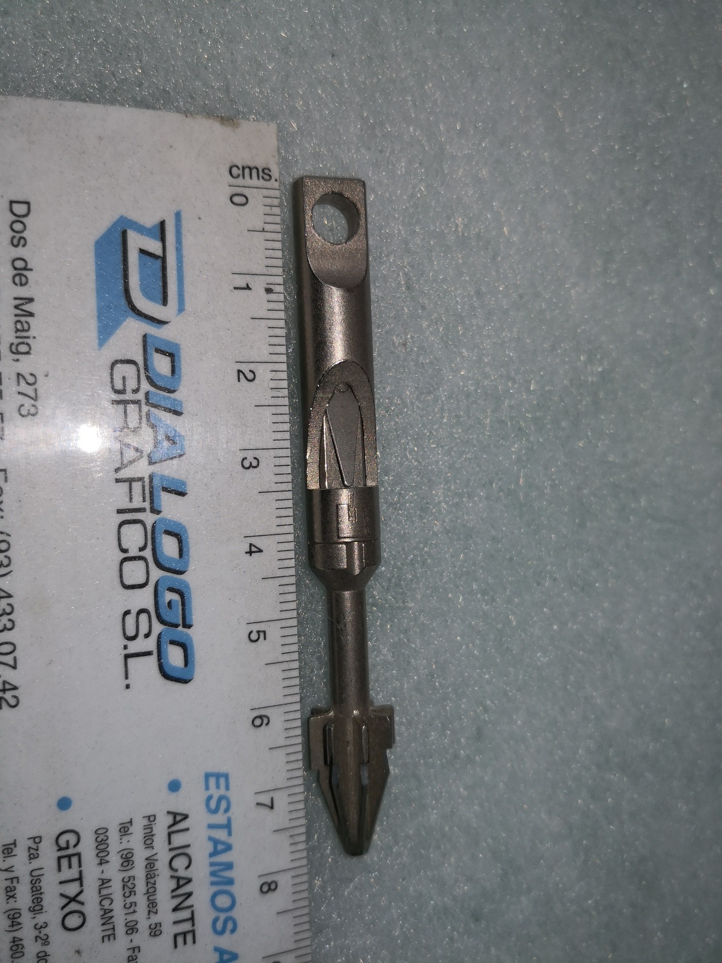 PORTALLAVES DESMONTABLES ROSCA Y PUNTA