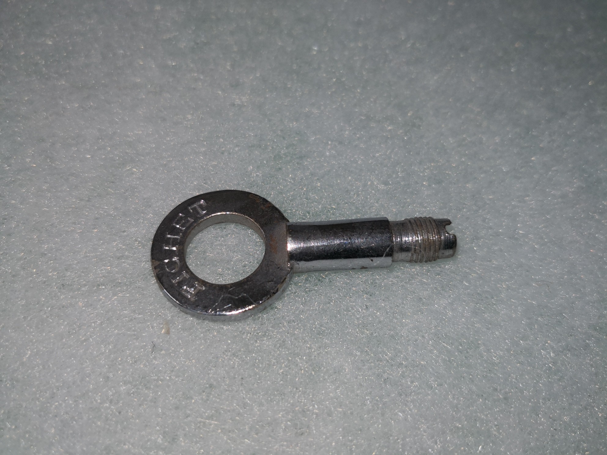 PORTALLAVES DESMONTABLES ROSCA Y PUNTA