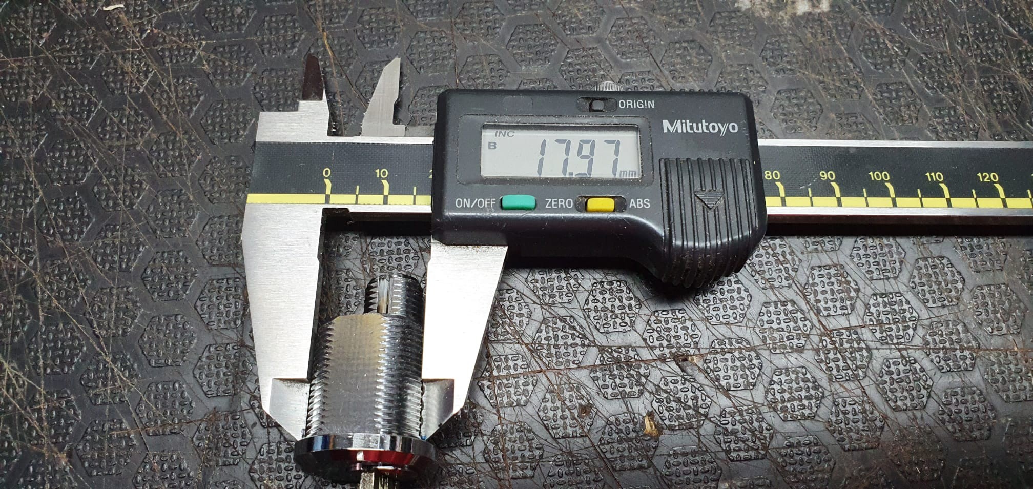 CERRADURA DE LLAVE DE PUNTOS IZQUIERDAS DESCENTRADA LLAVE CORTA PARA ARFE