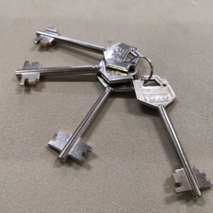 JUEGO COPIAS DE LLAVES PARA CAJAS FAC