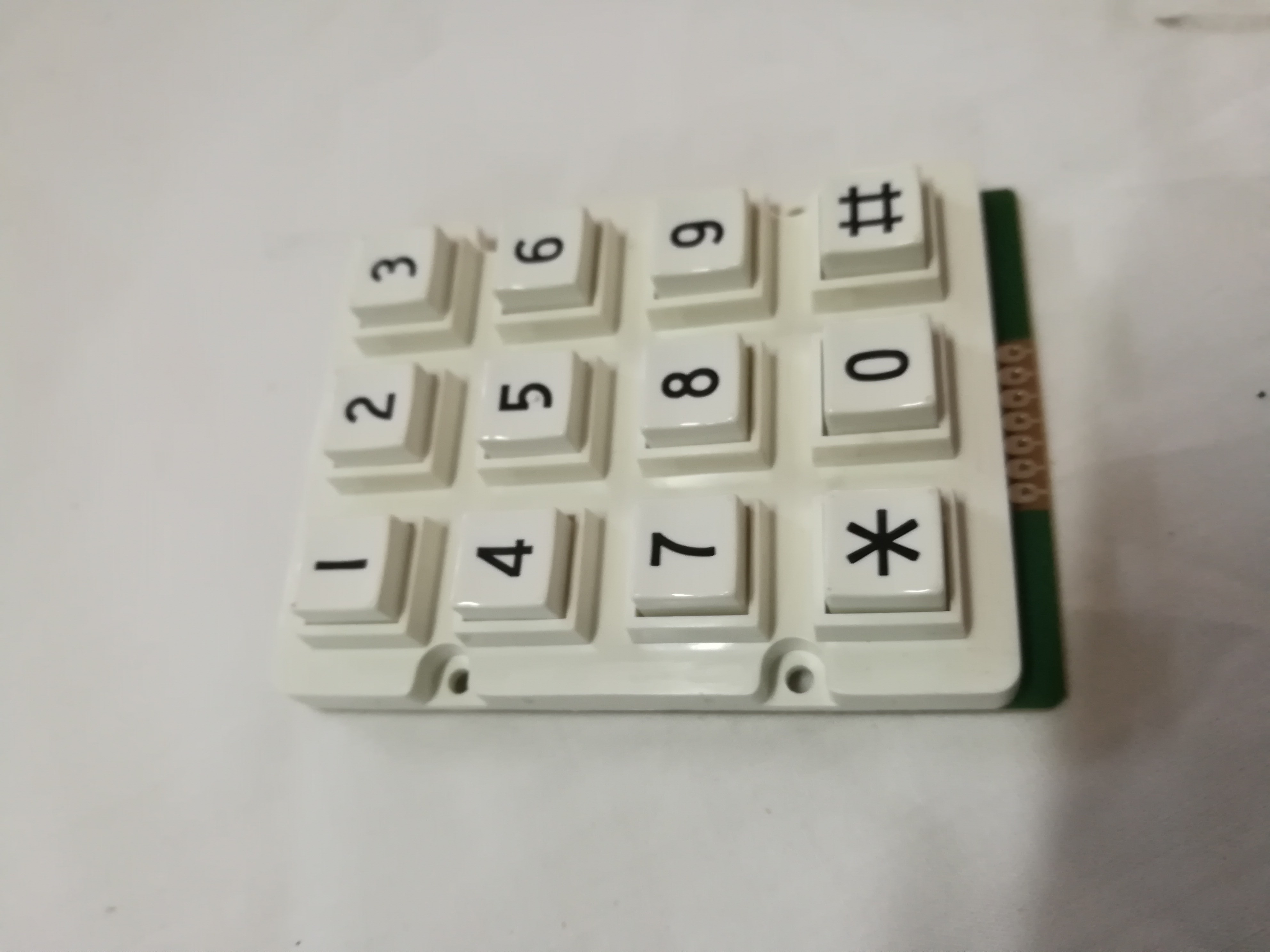 TECLADO BOTONES CAJAS DE HOTEL ARFE