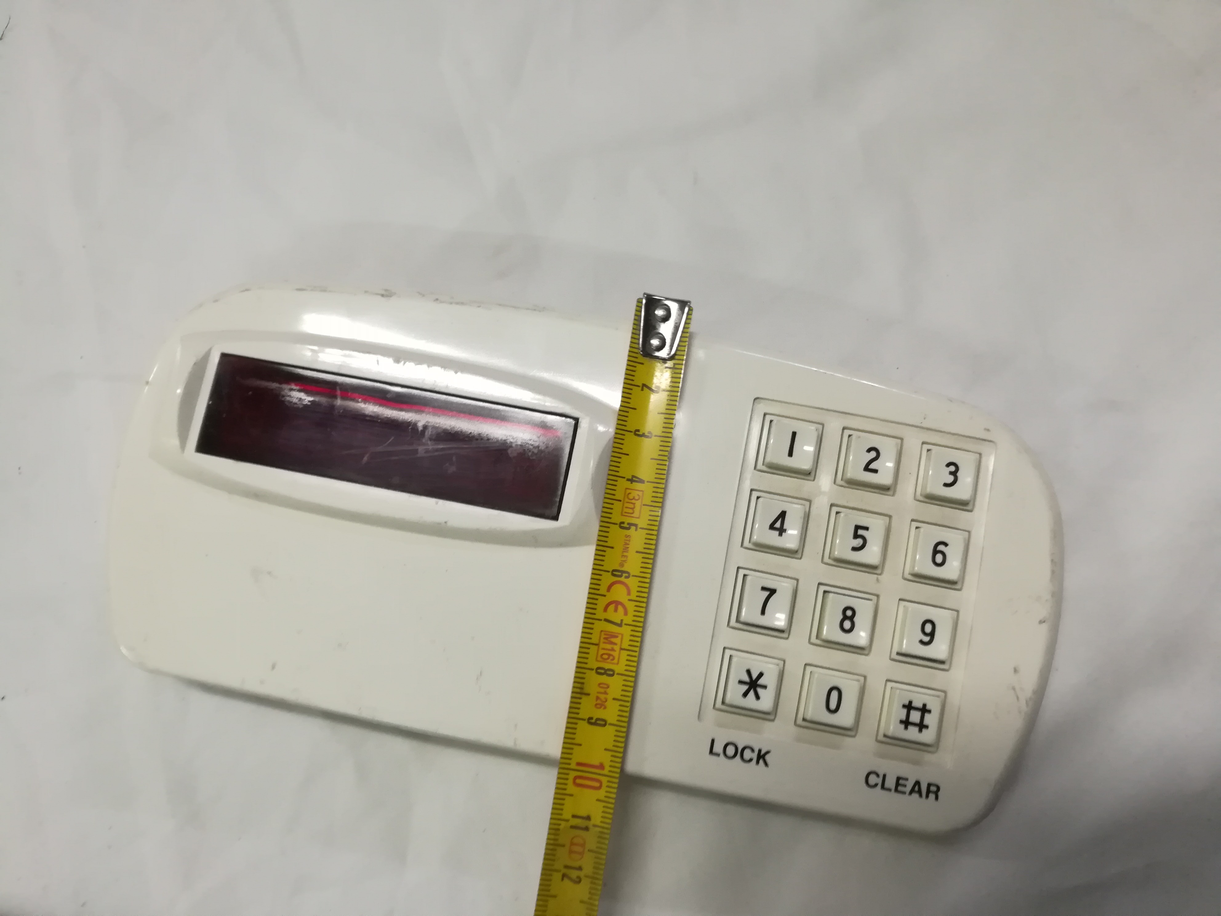 TECLADO BOTONES CAJAS DE HOTEL ARFE