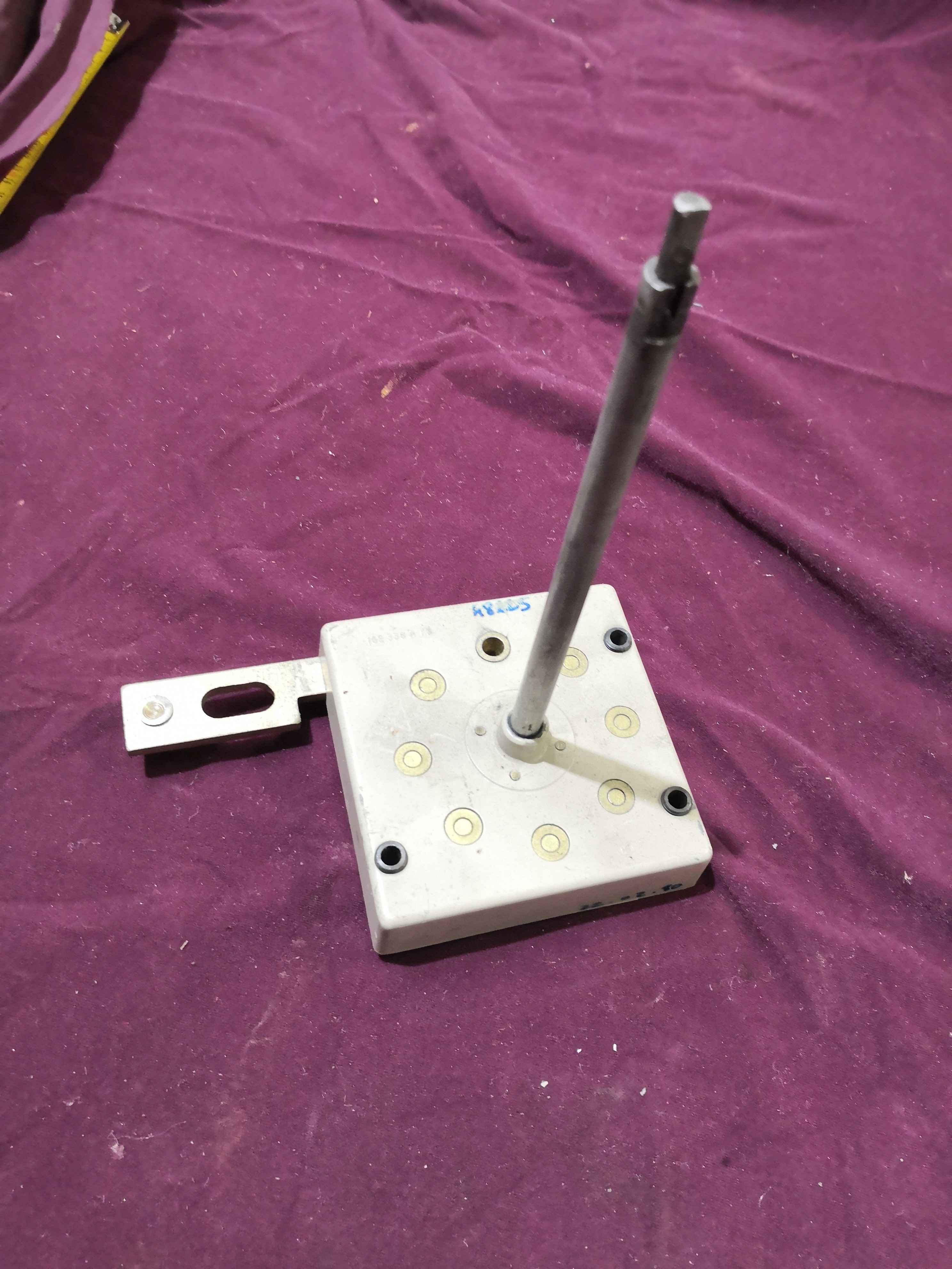 Secreto / combinación mecánica Fichet Moneo de segunda mano. Recambio caja fuerte