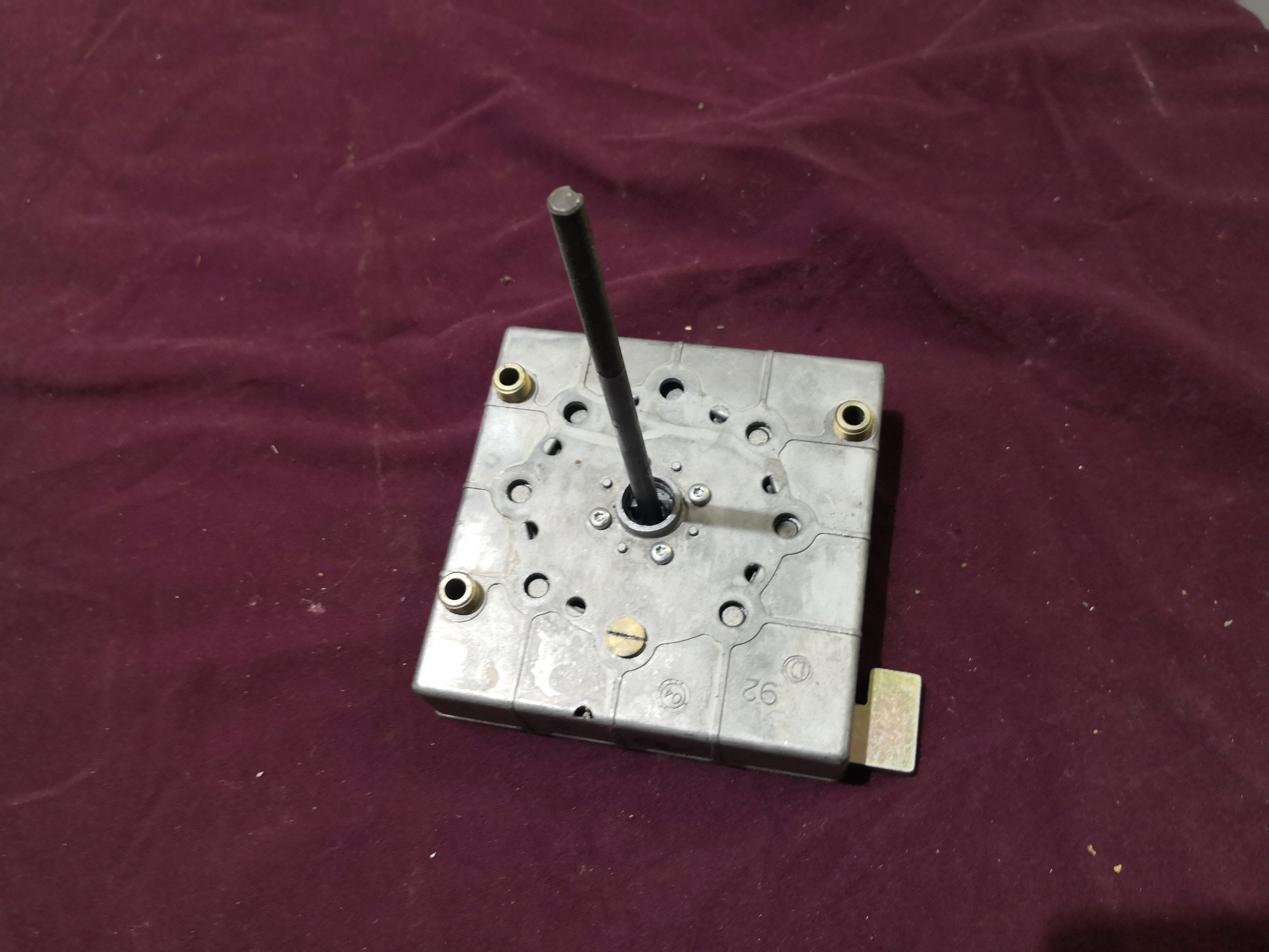 Secreto / combinación mecánica Fichet Moneo de segunda mano. Recambio caja fuerte