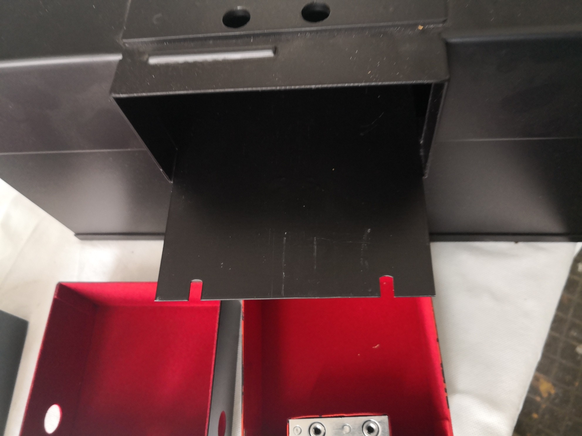 DETALLE DE CAJA FUERTE KAUDALYTA