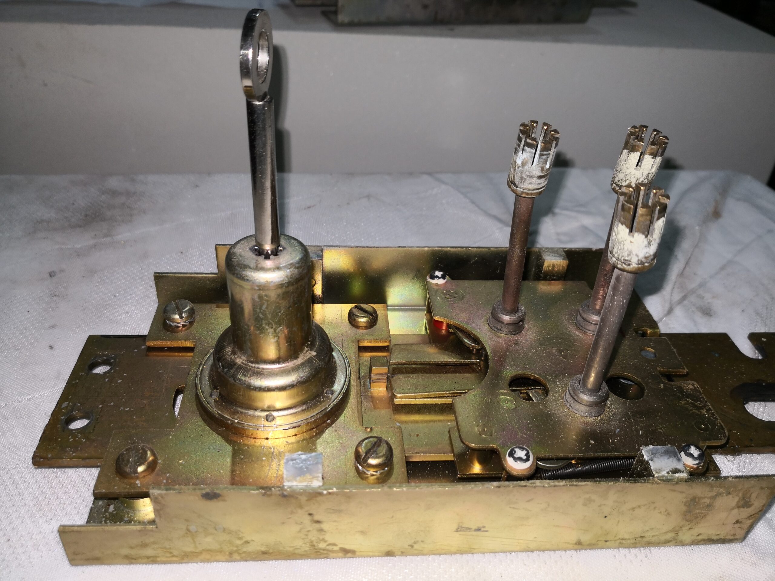 CERRADURA CON COMBINACION CAJA FUERTE FICHET FR 3 TUBOS 2 CERRADURA CON COMBINACION CAJA FUERTE FICHET FR 3 TUBOS