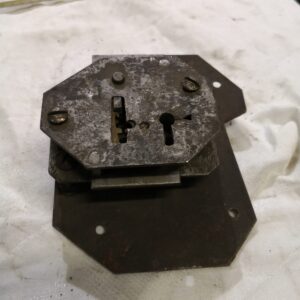 CERRADURA EMBUTIDA PARA CAJA FUERTE ANTIGUA 2