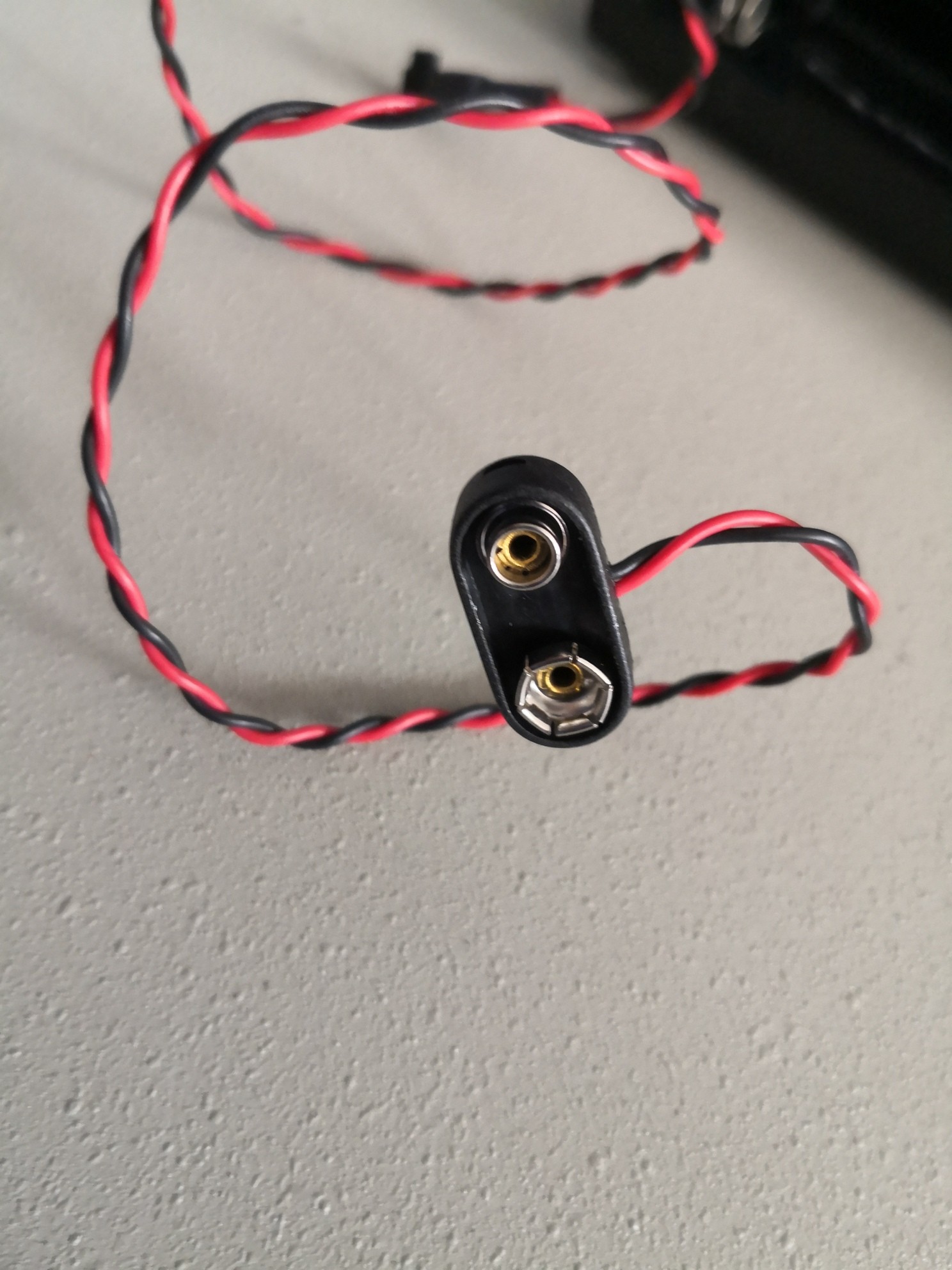 PORTA PILAS GRANDE COMPLETO 6 PILAS