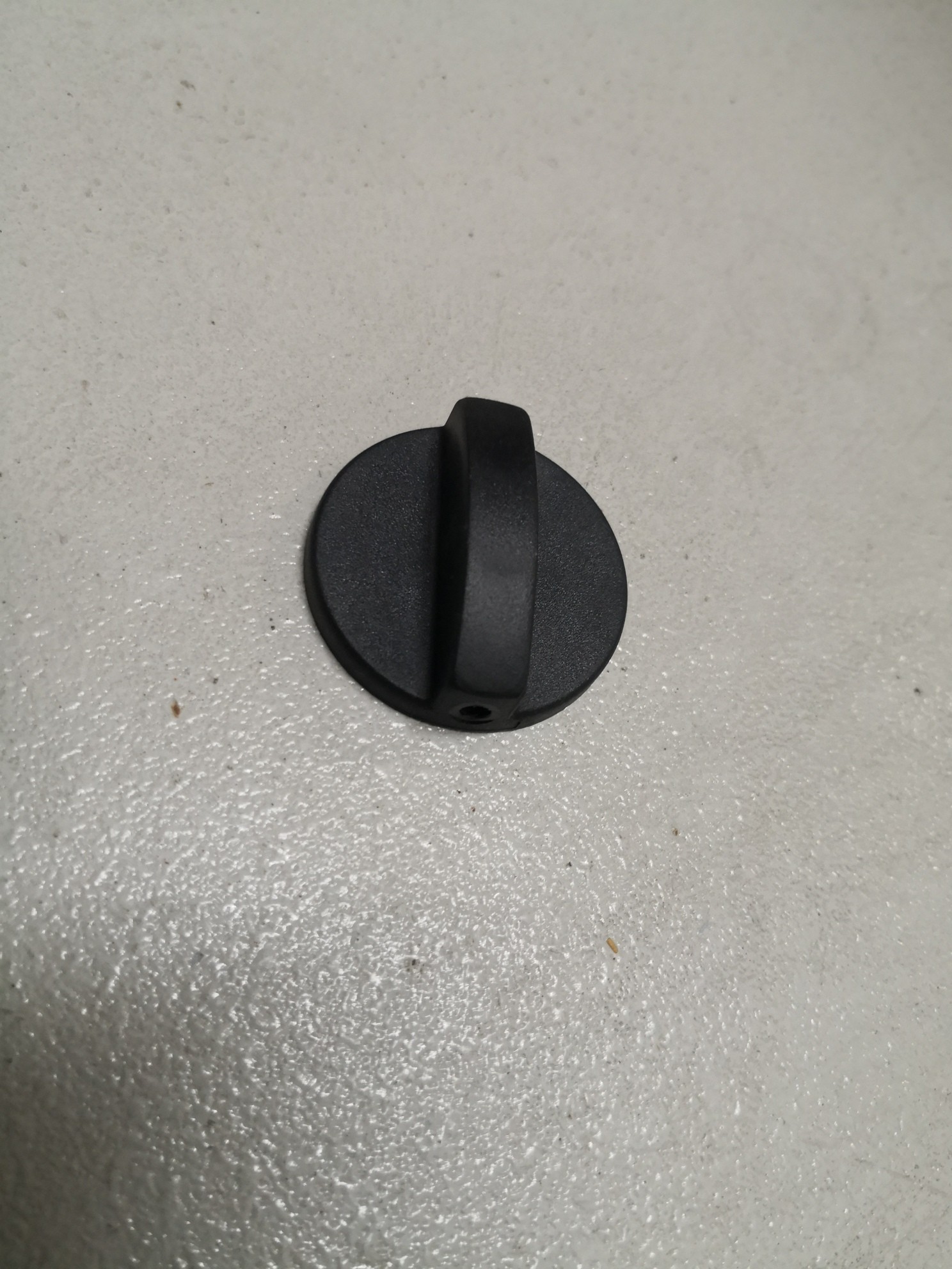 POMO PLANO SIN EJE DE PLASTICO PARA CAJAS FUERTES ARFE FECOR