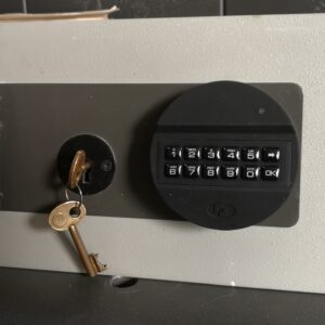 Instalacion cerradura electronica pulse, en cajas fuertes Keyloc 